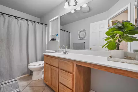 Bath - 3808 Troon Pl, Modesto, CA 95357 photo 2 of 2