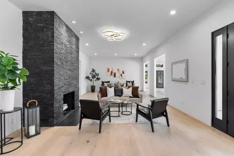Living - 20540 N Davis Rd, Lodi, CA 95242 photo 3 of 7
