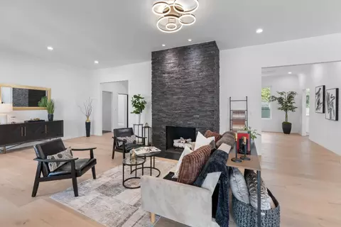 Living - 20540 N Davis Rd, Lodi, CA 95242 photo 4 of 7