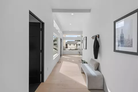 Entry Way - 20540 N Davis Rd, Lodi, CA 95242 photo 1 of 4