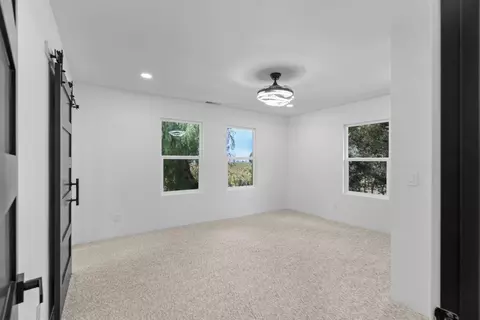 Bedroom - 20540 N Davis Rd, Lodi, CA 95242 photo 4 of 10