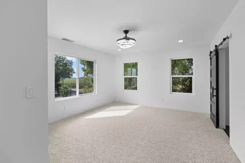 Bedroom - 20540 N Davis Rd, Lodi, CA 95242 photo 5 of 10