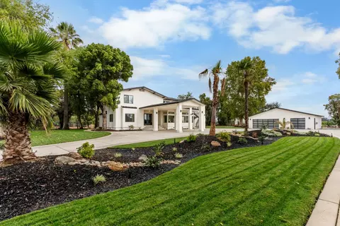 Exterior - 20540 N Davis Rd, Lodi, CA 95242 photo 1 of 6