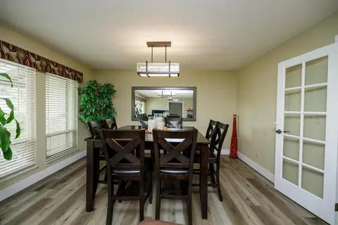 Dining - 505 Avanel Dr, Modesto, CA 95356 photo 3 of 7