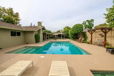 Exterior - 505 Avanel Dr, Modesto, CA 95356 photo 25 of 30