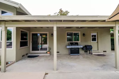 Exterior - 505 Avanel Dr, Modesto, CA 95356 photo 6 of 30