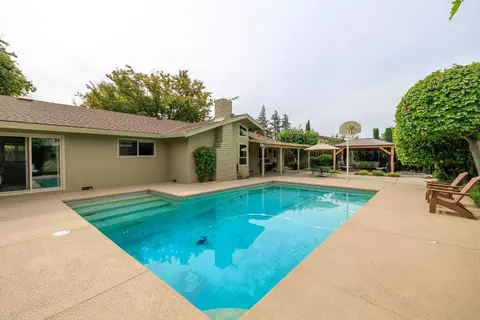 Exterior - 505 Avanel Dr, Modesto, CA 95356 photo 24 of 30