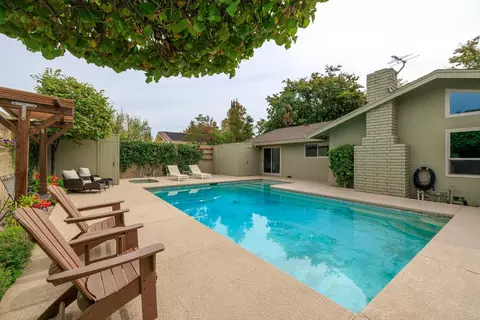 Exterior - 505 Avanel Dr, Modesto, CA 95356 photo 21 of 30