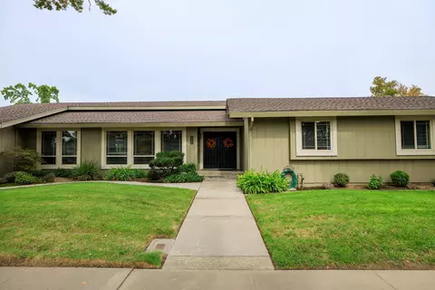 Exterior - 505 Avanel Dr, Modesto, CA 95356 photo 4 of 30