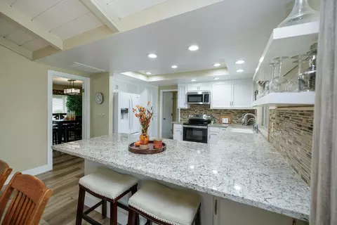 Kitchen - 505 Avanel Dr, Modesto, CA 95356 photo 2 of 8