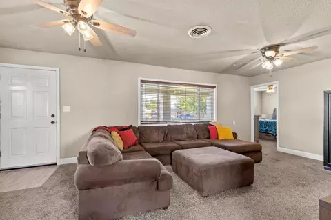 1860 15th St, Olivehurst, CA 95961 photo 27