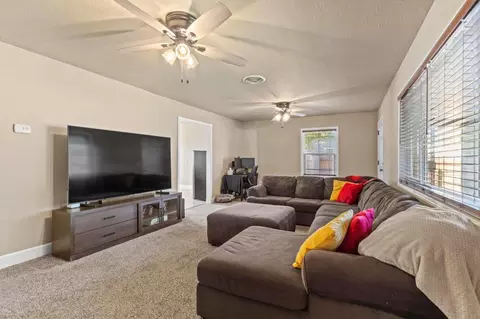 1860 15th St, Olivehurst, CA 95961 photo 28