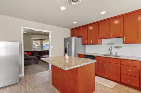 1860 15th St, Olivehurst, CA 95961 photo 25