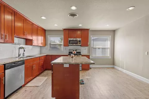 1860 15th St, Olivehurst, CA 95961 photo 19