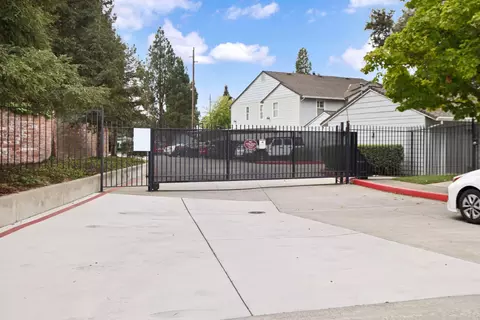 Exterior - 2400 Eilers Ln #1703, Lodi, CA 95242 photo 9 of 9