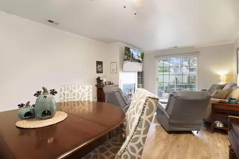 Dining - 2400 Eilers Ln #1703, Lodi, CA 95242 photo 4 of 4