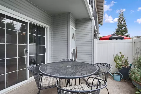 Exterior - 2400 Eilers Ln #1703, Lodi, CA 95242 photo 2 of 9