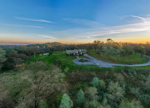 View/Area - 13420 Mesa Dr, Grass Valley, CA 95949 photo 6 of 8
