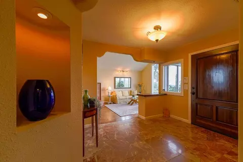 Entry Way - 13420 Mesa Dr, Grass Valley, CA 95949 photo 1 of 2
