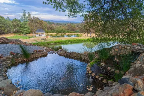 View/Area - 13420 Mesa Dr, Grass Valley, CA 95949 photo 3 of 8