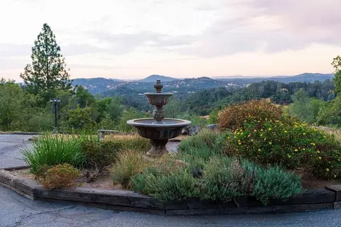 Exterior - 13420 Mesa Dr, Grass Valley, CA 95949 photo 1 of 13
