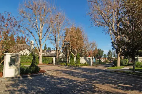 View/Area - 1005 Copper Bridge Ct, Modesto, CA 95355 photo 2 of 5
