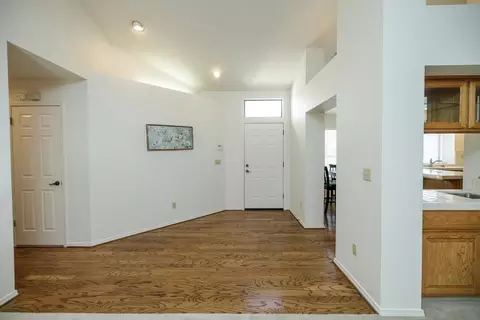 Entry Way - 1005 Copper Bridge Ct, Modesto, CA 95355 photo 2 of 3