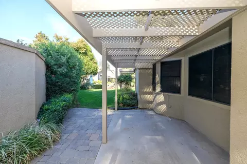Exterior - 1005 Copper Bridge Ct, Modesto, CA 95355 photo 7 of 13