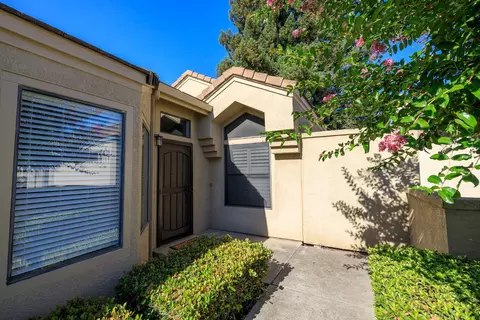Exterior - 1005 Copper Bridge Ct, Modesto, CA 95355 photo 5 of 13