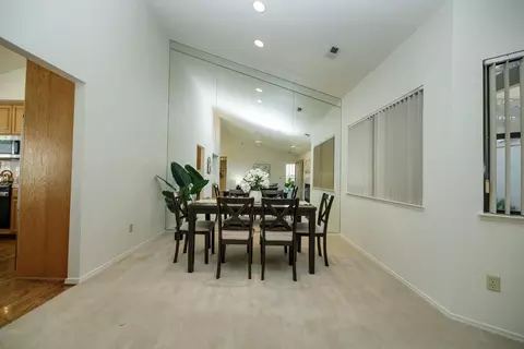 Dining - 1005 Copper Bridge Ct, Modesto, CA 95355 photo 5 of 6