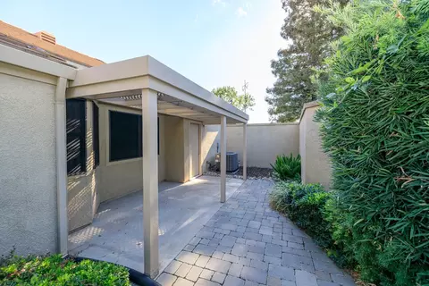 Exterior - 1005 Copper Bridge Ct, Modesto, CA 95355 photo 6 of 13