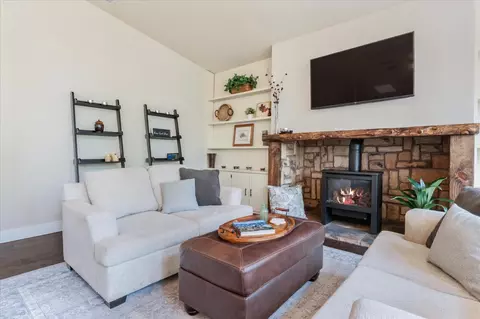 723 Larkspur Ln, Murphys, CA 95247 photo 9