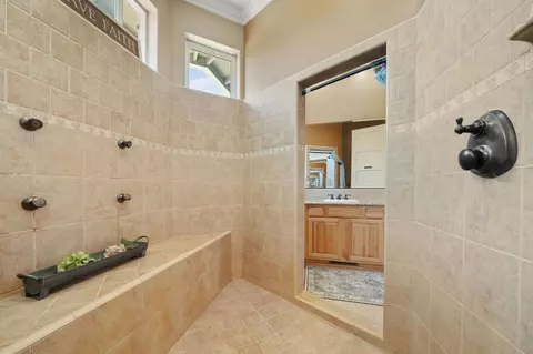 Bath - 6030 Stony Creek Rd, Jackson, CA 95642 photo 4 of 6