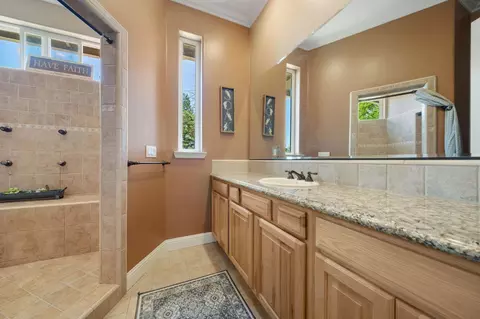 Bath - 6030 Stony Creek Rd, Jackson, CA 95642 photo 2 of 6