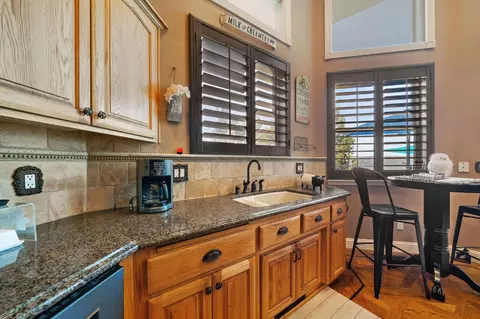 Kitchen - 6030 Stony Creek Rd, Jackson, CA 95642 photo 3 of 6