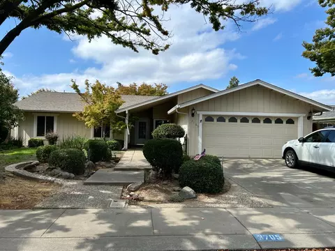 3705 Kona Oak Dr, Modesto, CA 95355