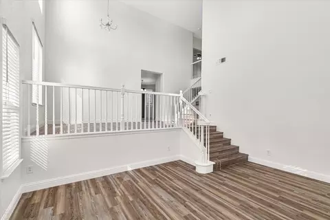 Living - 4333 Peninsula Dr, Modesto, CA 95356 photo 3 of 14
