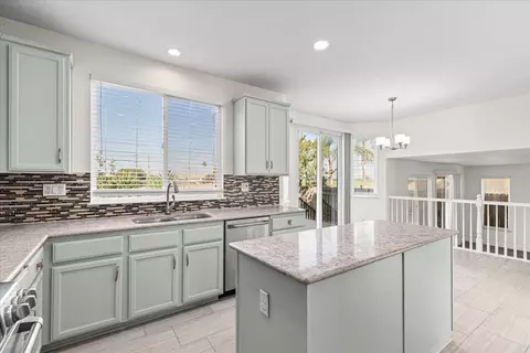 Kitchen - 4333 Peninsula Dr, Modesto, CA 95356 photo 7 of 7