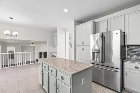 Kitchen - 4333 Peninsula Dr, Modesto, CA 95356 photo 6 of 7
