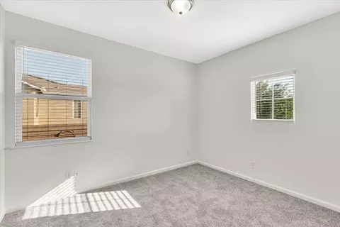 Bedroom - 4333 Peninsula Dr, Modesto, CA 95356 photo 9 of 10