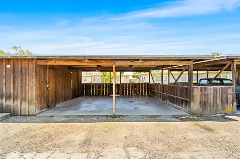 Exterior - 1911 U St, Merced, CA 95340 photo 5 of 6