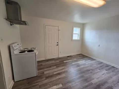 Kitchen - 334 Semple St, Modesto, CA 95354 photo 2 of 3