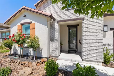 4750 Peace Lily Ln, Roseville, CA 95747