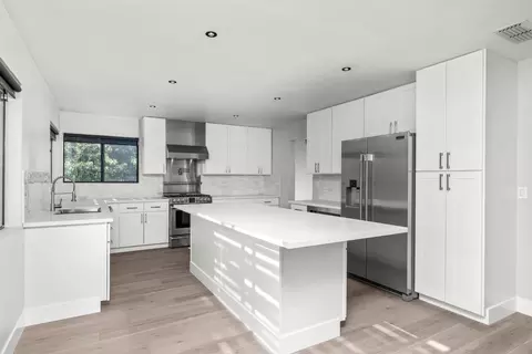 Kitchen - 29879 S Chrisman Rd, Tracy, CA 95304 photo 1 of 4