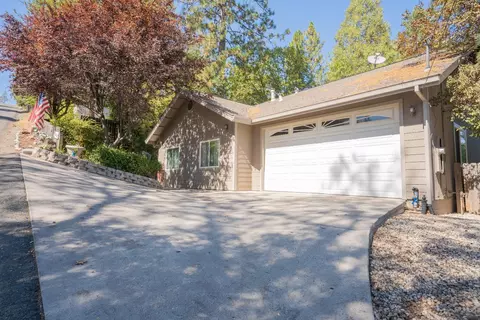 Exterior - 147 Scholtz Ave, Colfax, CA 95713 photo 2 of 13