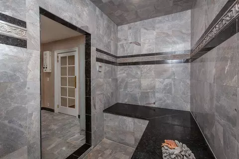 Bath - 21190 E Acampo Rd, Clements, CA 95227 photo 7 of 18
