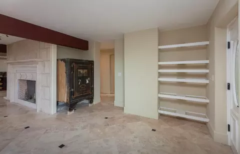 Living - 21190 E Acampo Rd, Clements, CA 95227 photo 7 of 10