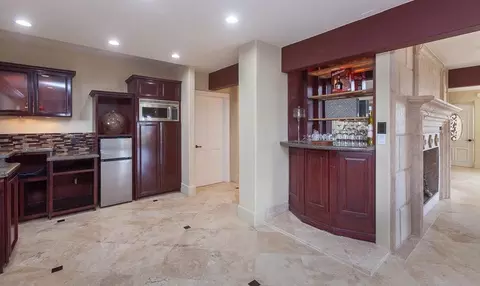 Kitchen - 21190 E Acampo Rd, Clements, CA 95227 photo 9 of 11