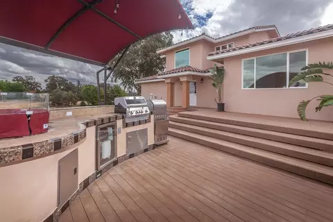 Exterior - 21190 E Acampo Rd, Clements, CA 95227 photo 8 of 16