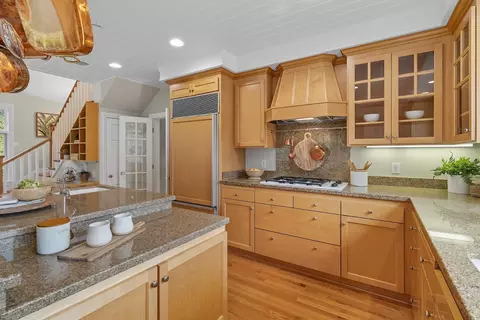 Kitchen - 2141 Claremont Rd, Carmichael, CA 95608 photo 5 of 7